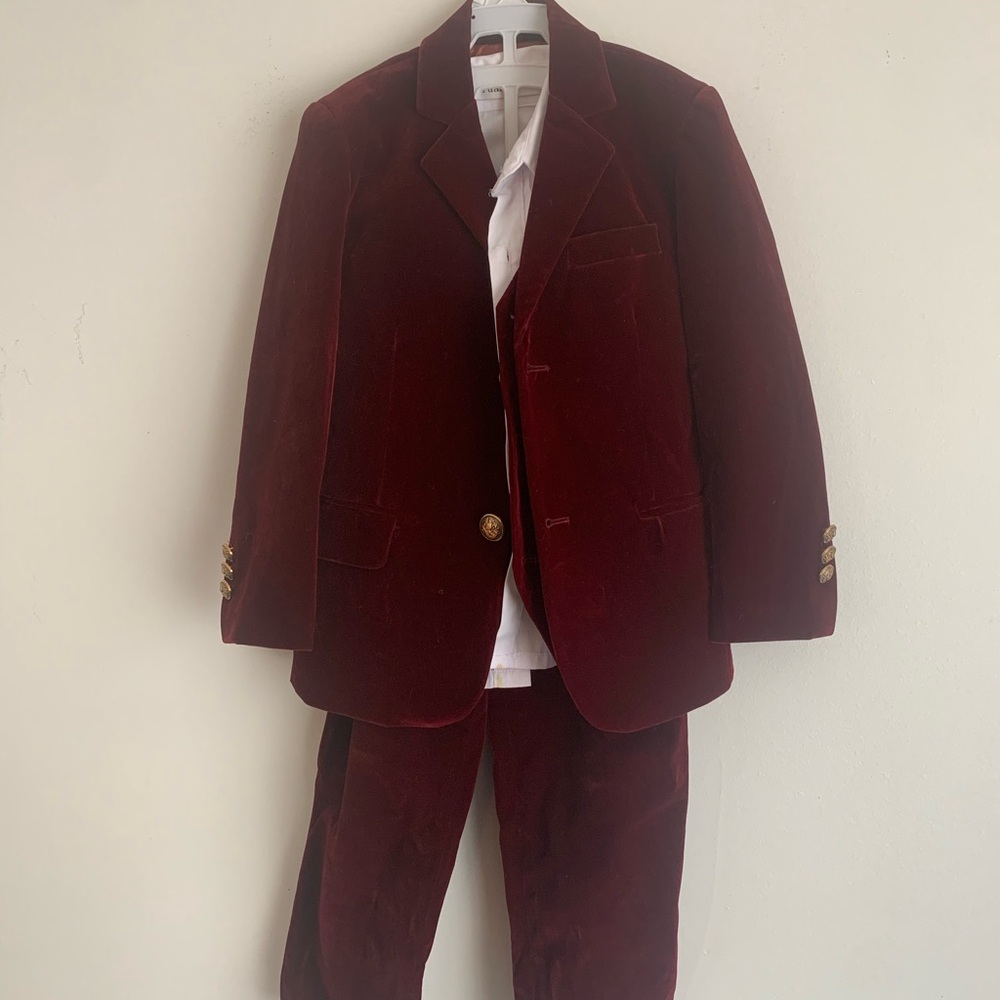 Child’s 5T Burgundy Velvet Blazer, vest, shirt and Pants Set